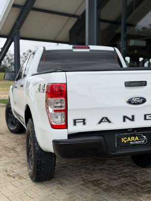 FORD-RANGER-2013