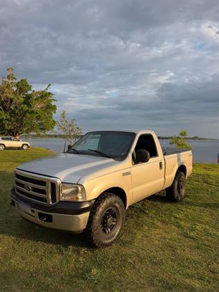 FORD F-250 4.2 XLT 4X2 CS TURBO INTERCOOLER DIESEL 2P MANUAL