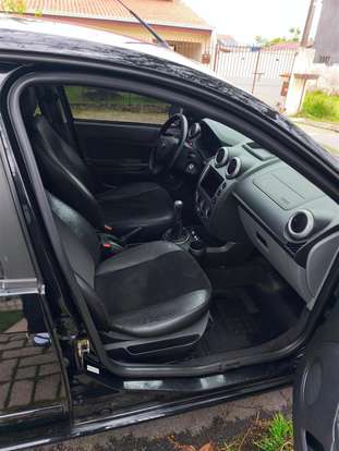 FORD-FIESTA-2009