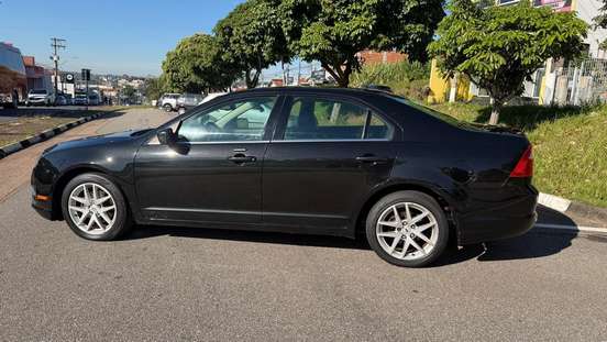 FORD-FUSION-2011