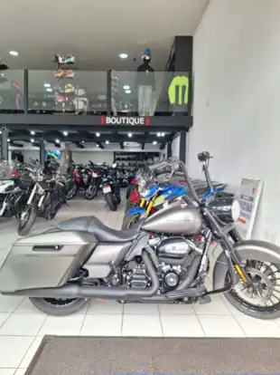 HARLEY-DAVIDSON-ROAD KING SPECIAL-2018