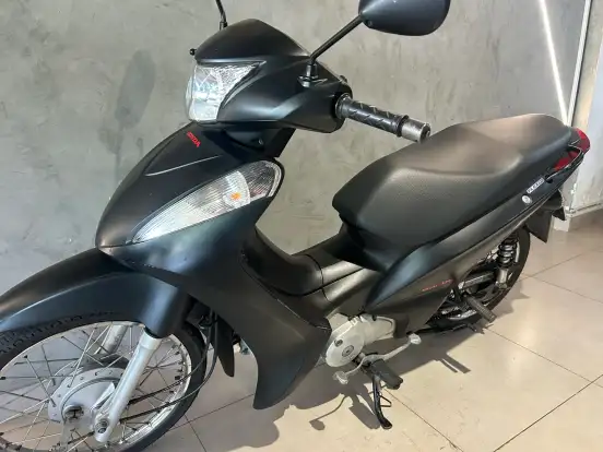 HONDA-BIZ 125 ES-2015