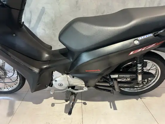 HONDA-BIZ 125 ES-2015