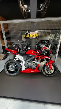 HONDA-CBR 600RR-2008