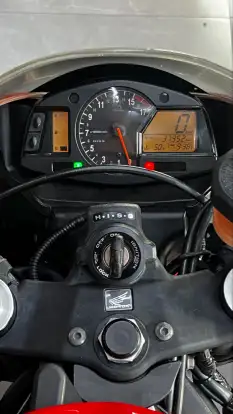 HONDA-CBR 600RR-2008