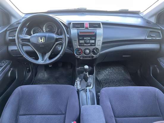 HONDA-CITY-1.5 LX 16V FLEX 4P MANUAL HONDA-CITY-2012