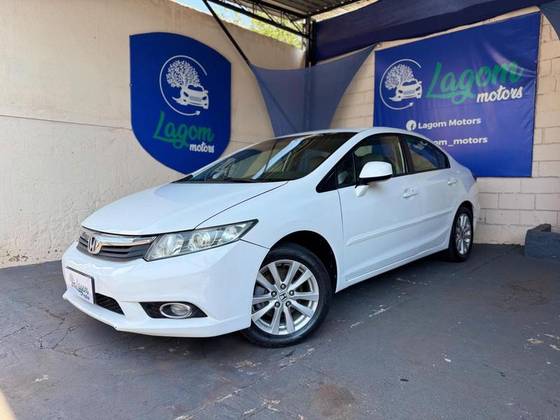 HONDA CIVIC 1.8 LXS 16V FLEX 4P AUTOMÁTICO