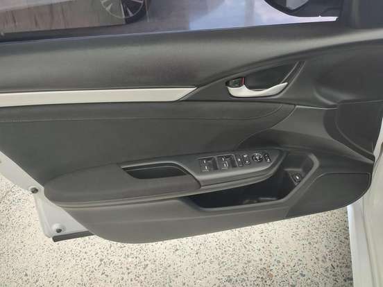 HONDA-CIVIC-2018