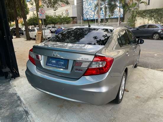 HONDA-CIVIC-2.0 LXR 16V FLEX 4P AUTOMÁTICO HONDA-CIVIC-2014