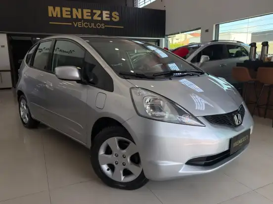 HONDA-FIT-2010