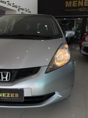 HONDA-FIT-2010