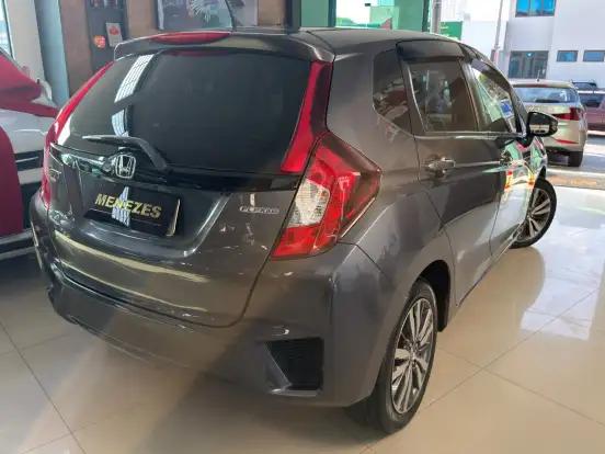 HONDA-FIT-2015