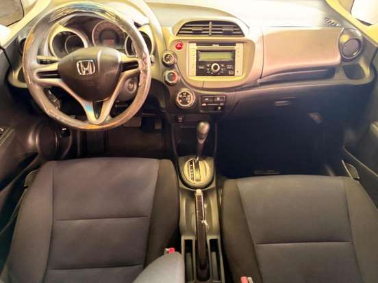 HONDA-FIT-2012