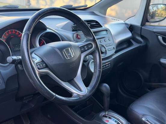HONDA-FIT-2011