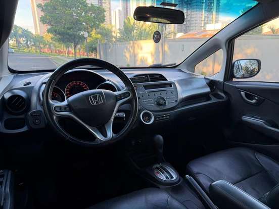 HONDA-FIT-2011
