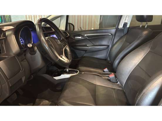 HONDA-FIT-2015