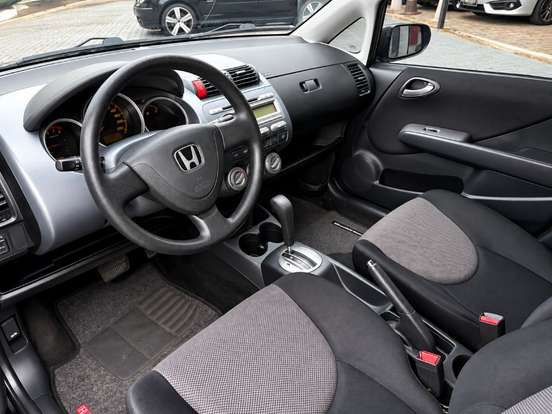 HONDA-FIT-2008