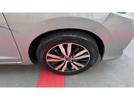 HONDA-FIT-2019