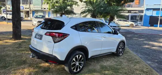 HONDA-HR-V-2019