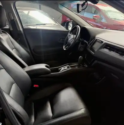 HONDA-HR-V-2021