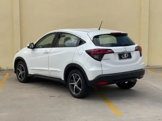 HONDA-HR-V-2021