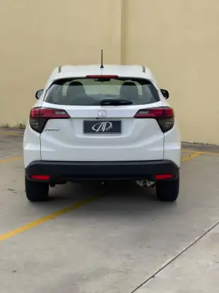 HONDA-HR-V-2021