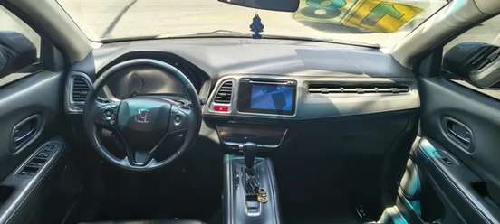 HONDA-HR-V-2017