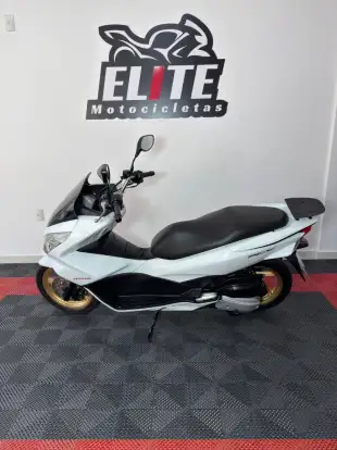 HONDA-PCX-2016