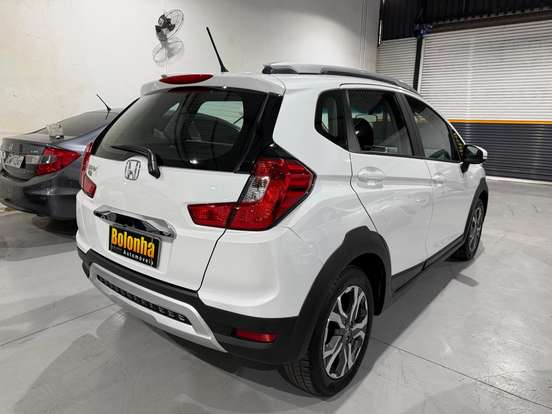 HONDA-WR-V-2017