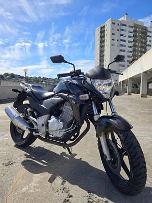 HONDA CB 300R 