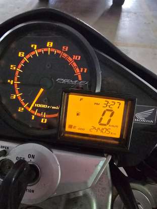 HONDA-CB 300R-2014