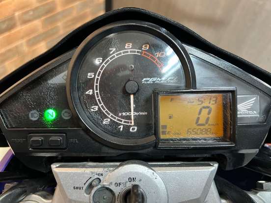 HONDA-CB 300R-2011