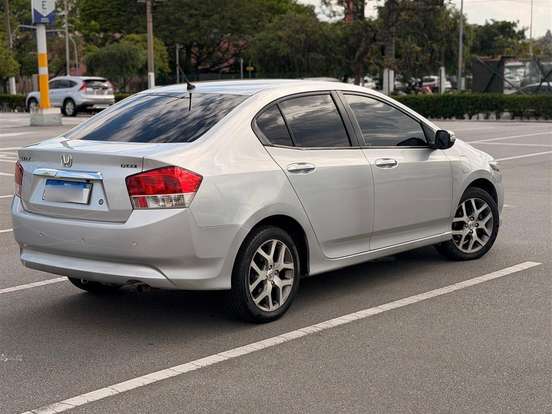 HONDA-CITY-1.5 EX 16V FLEX 4P AUTOMÁTICO HONDA-CITY-2011