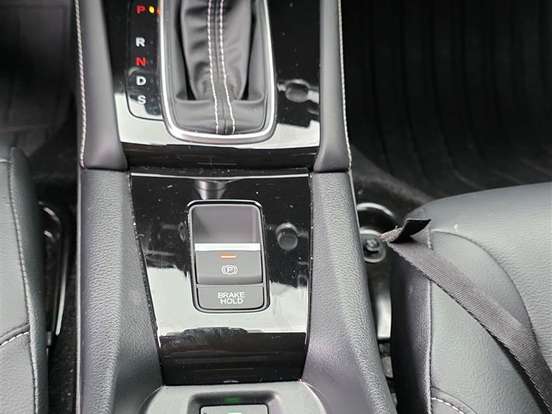 HONDA-CITY-1.5 i-VTEC FLEX HATCH EXL CVT HONDA-CITY-2025