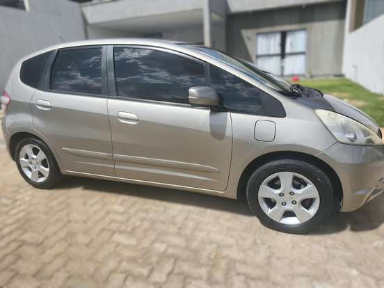 HONDA-FIT-1.4 LX 16V FLEX 4P MANUAL HONDA-FIT-2009