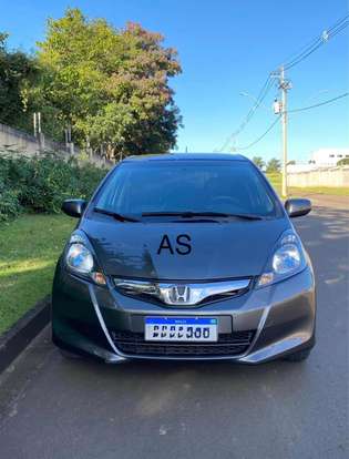 HONDA-FIT-2010