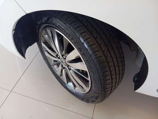 HONDA-FIT-2015