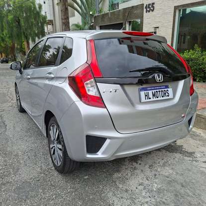 HONDA-FIT-2016