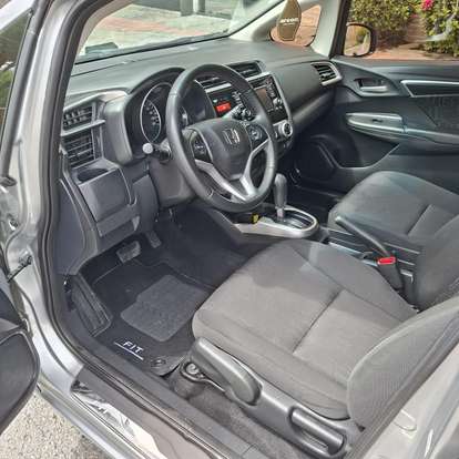 HONDA-FIT-2016