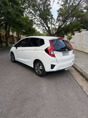 HONDA-FIT-2015