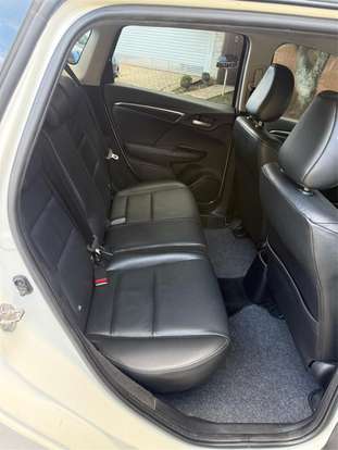 HONDA-FIT-2015