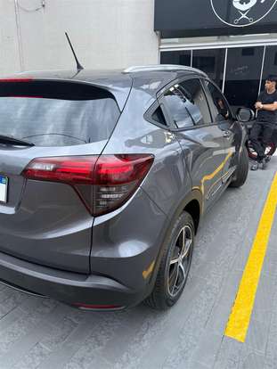 HONDA-HR-V-2019