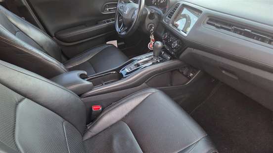 HONDA-HR-V-2019
