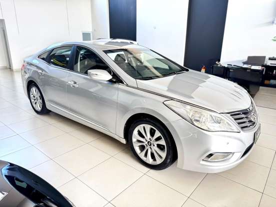 HYUNDAI-AZERA-2011