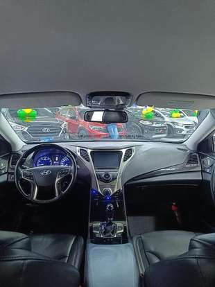 HYUNDAI-AZERA-2012