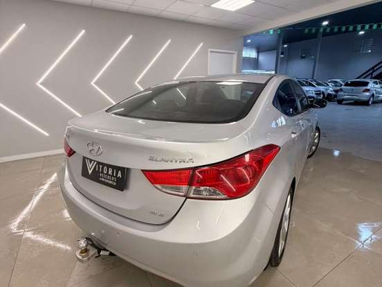 HYUNDAI-ELANTRA-1.8 GLS 16V GASOLINA 4P AUTOMÁTICO HYUNDAI-ELANTRA-2012