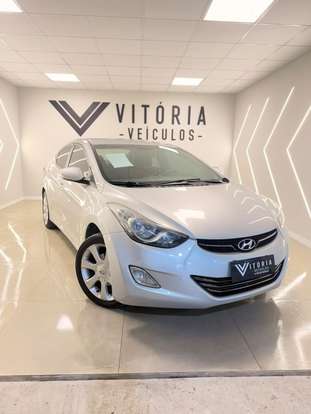 HYUNDAI-ELANTRA-2012