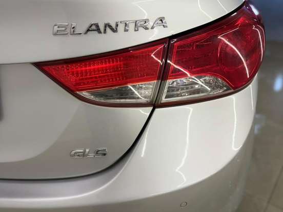 HYUNDAI-ELANTRA-1.8 GLS 16V GASOLINA 4P AUTOMÁTICO HYUNDAI-ELANTRA-2012