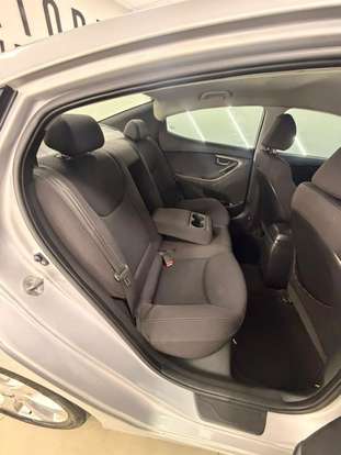 HYUNDAI-ELANTRA-2012