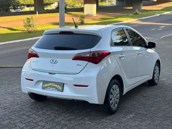 HYUNDAI-HB20-1.0 COMFORT 12V FLEX 4P MANUAL HYUNDAI-HB20-2015